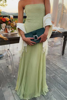 Groene geplooide maxi-jurk voor dames – elegante look voor bruiloften en feesten