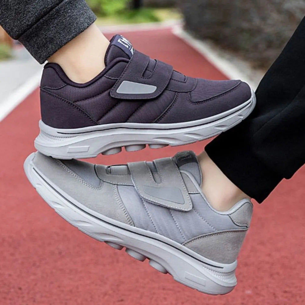 Zooldetail van de Florina sneaker met duurzame rubberen antislipzool
