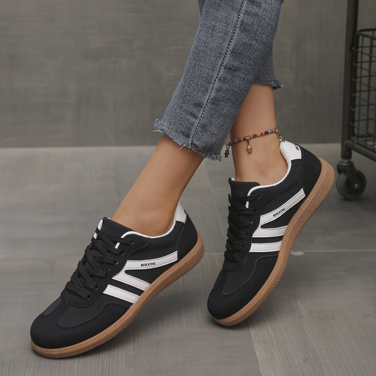 Gevoerde binnenzool Diona orthopedische dames sneakers close-up