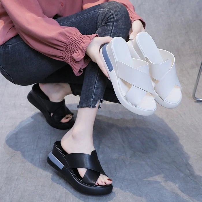 Vera dames sandalen met comfortabel voetbed en antislipzool close-up