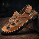 Fenix heren leren sandalen wit bovenaanzicht verstelbare gesp pasvorm