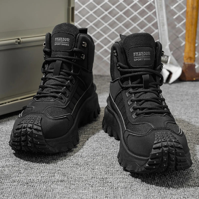 Zij-aanzicht van lichtgewicht heren sneakers met antislip rubberzool
