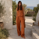 Isolde dames tweedelig zomerset met geknoopte gilet en wijde broek, kleur oranje