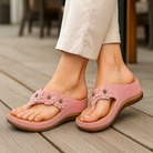 Roze Liana dames sandalen met verstelbare sluiting en antislip buitenzool