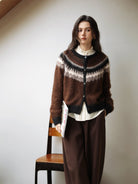 Liora dames gebreide wollen cardigan in koningsbruin met diamant jacquardpatroon