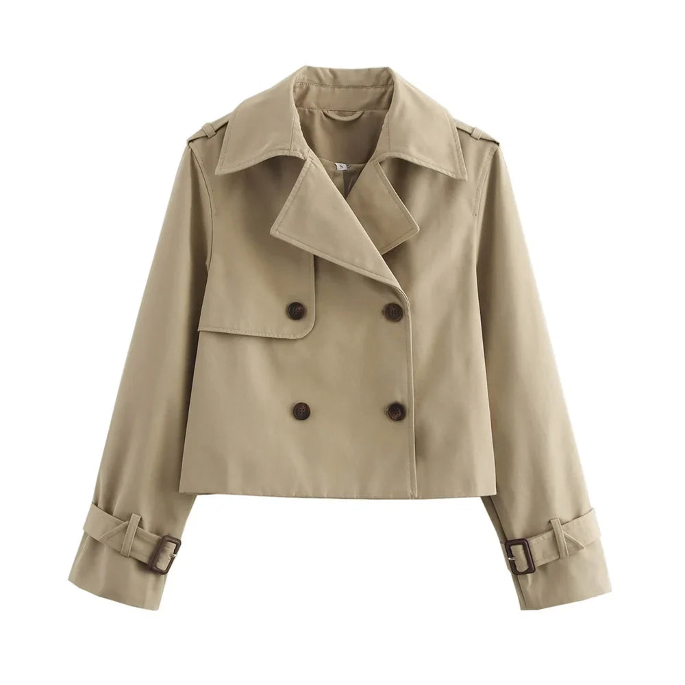 Cropped jasje voor dames in stedelijke omgeving, streetwear-look